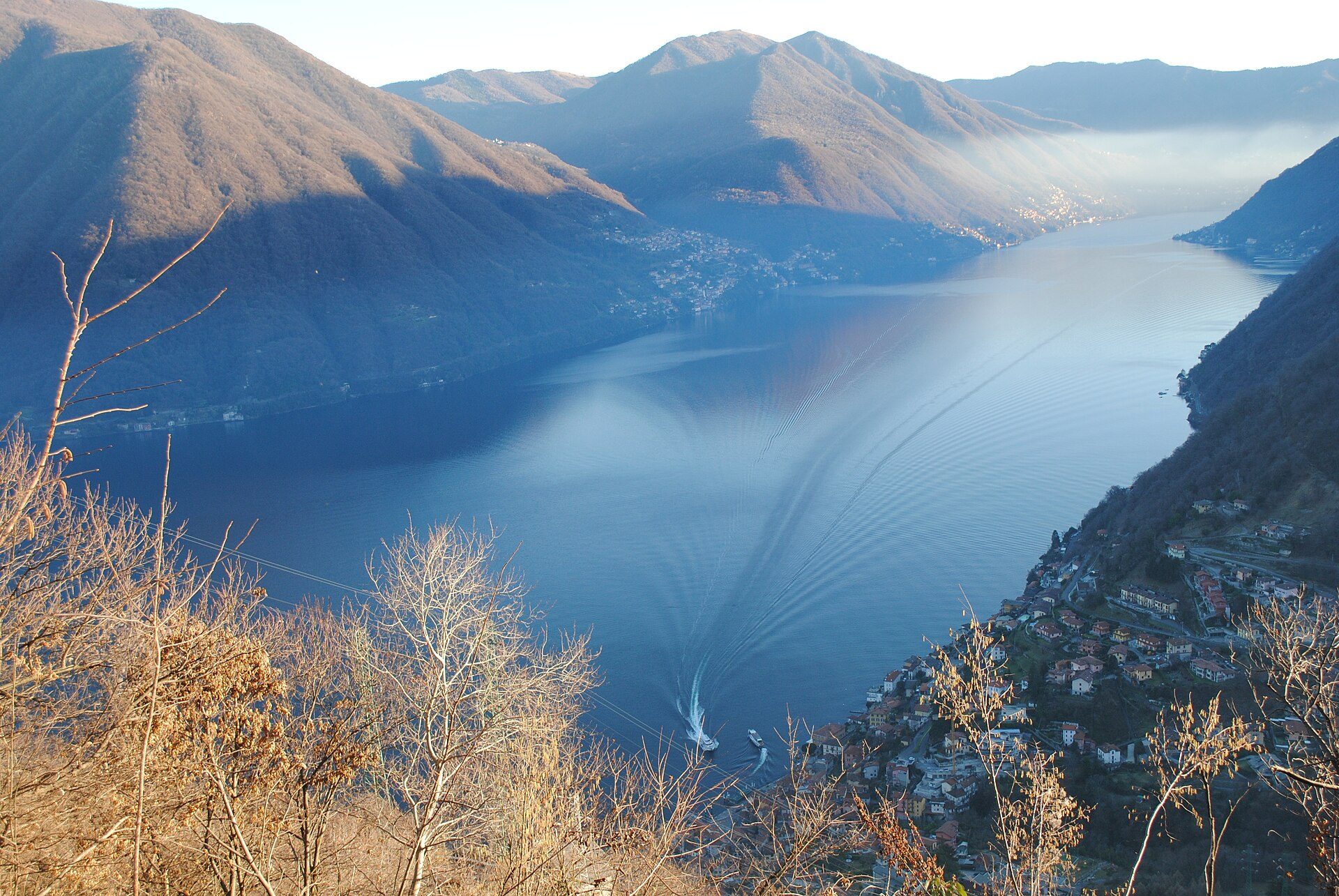 Boats on Lake Como on a bright summer day